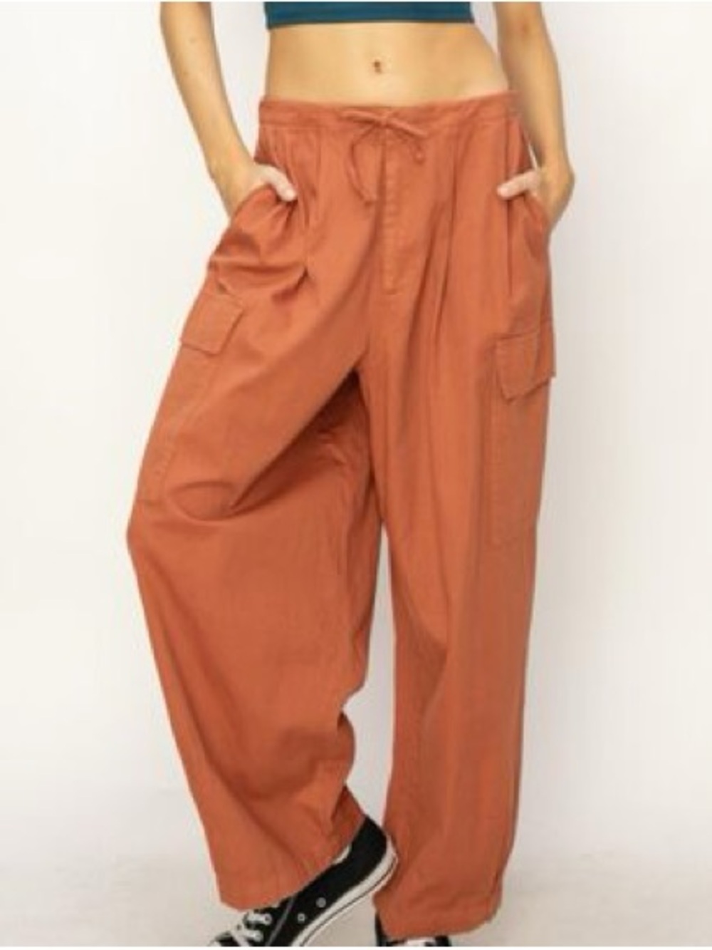 🟠NWT DOUBLE ZERO Pleated Drawstring Cargo Barrel Pants in Baked Clay